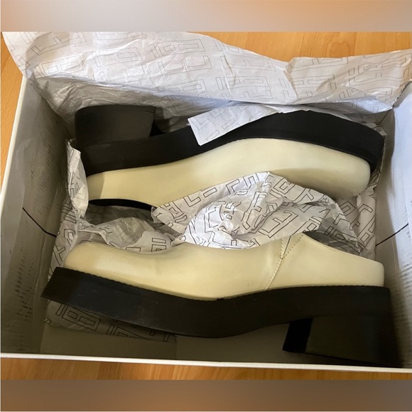 Miista Odile Leather Mules – Beige / Black – Size 8.5 (EU 39) - Picture 8 of 9